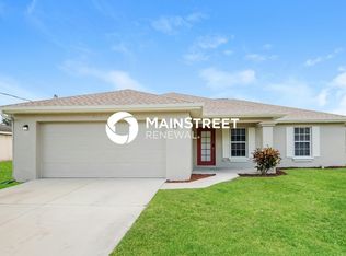 2519 75th St W, Lehigh Acres, FL 33971