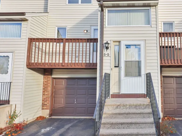 5 Foncine Lane #5, South Windsor, CT 06074