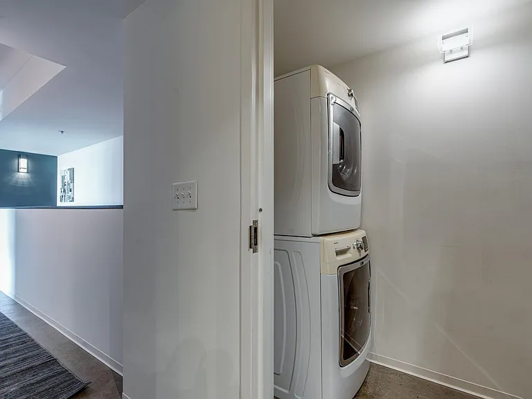2115 Yeaman Pl #103 — Photo 23