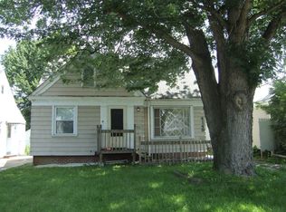 4149 W 210th St, Fairview Park, OH