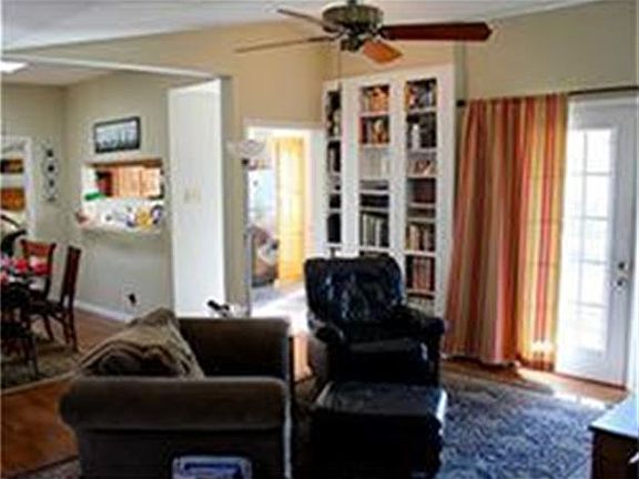 3rd image of 5200 Martel Ave APT 20B