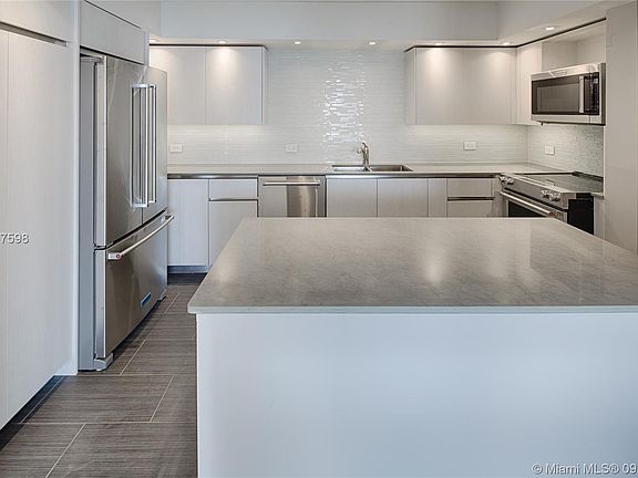 3rd image of 17720 N Bay Rd APT 1105