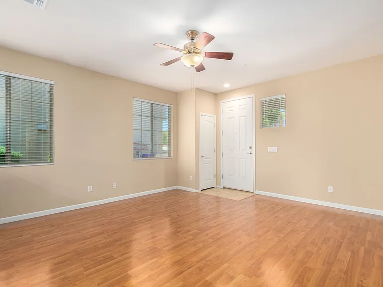 871 E Stottler Dr — Photo 6