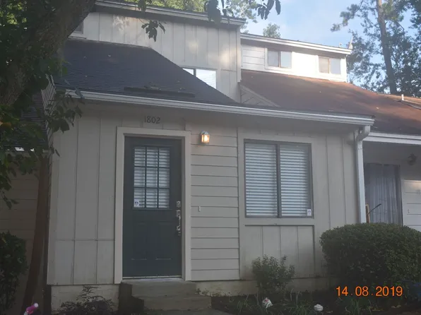 1802 Falconcrest St, Tallahassee, FL 32303