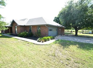 400 SW 13th St, Cooper, TX 75432