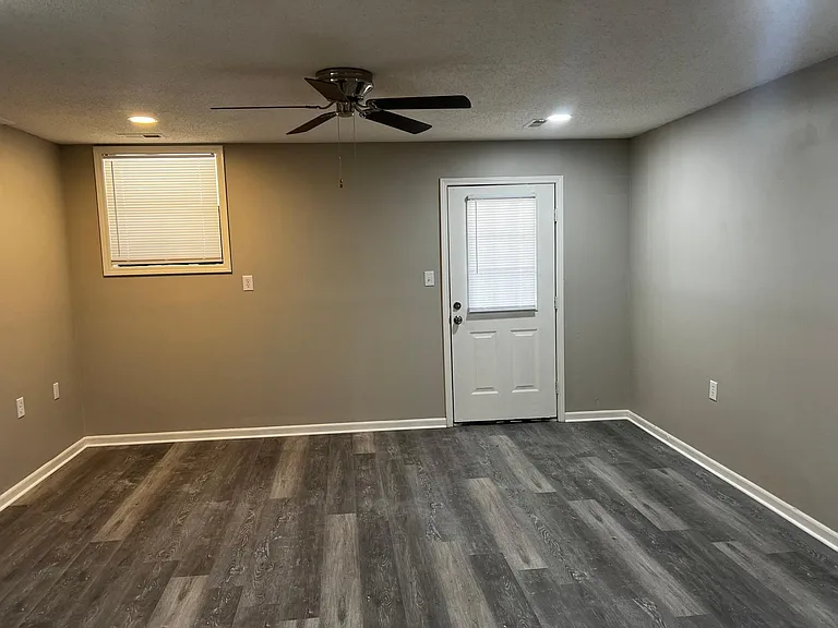 418 Windy Way — Photo 8