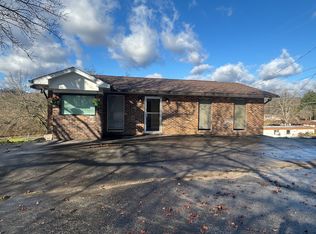 2643 Lake City Hwy, Clinton, TN 37716