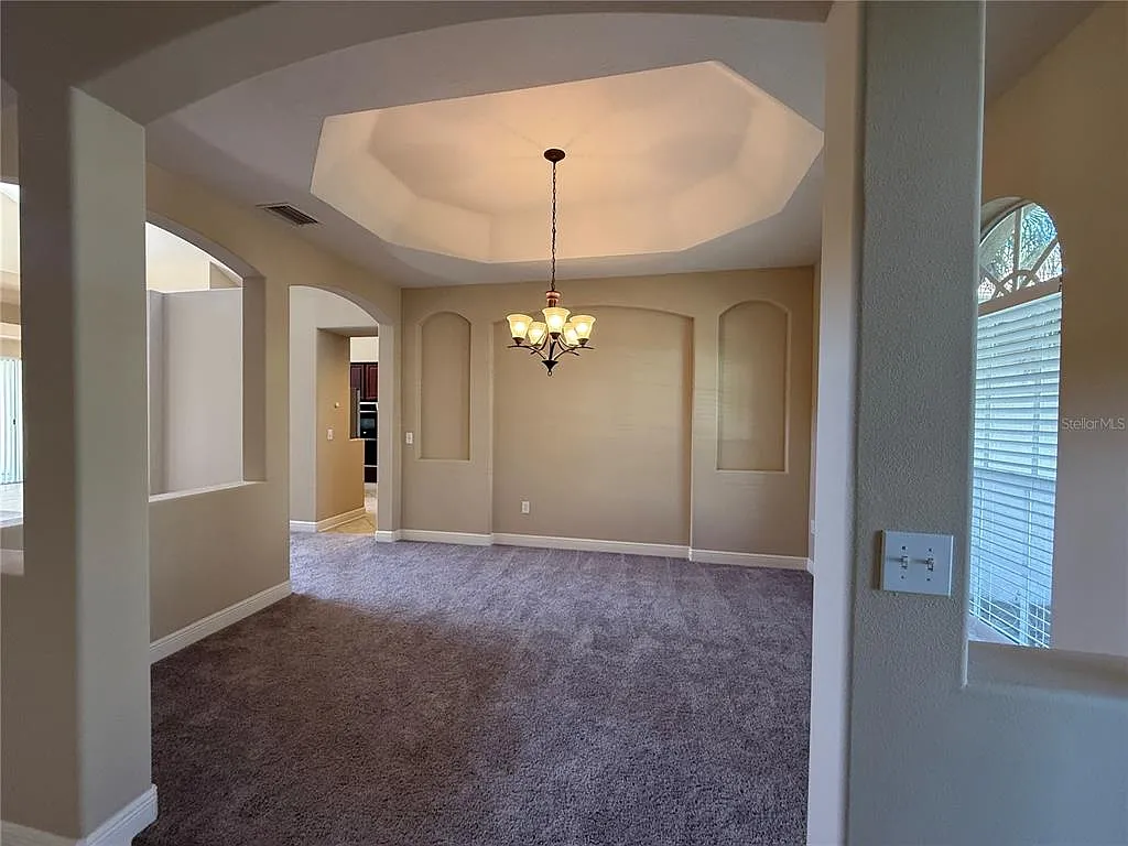 5 bed, 3.0 bath, 3530 sqft, $3,150 — Photo 3