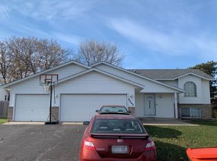 4462 Helena Rd N, Oakdale, MN 55128