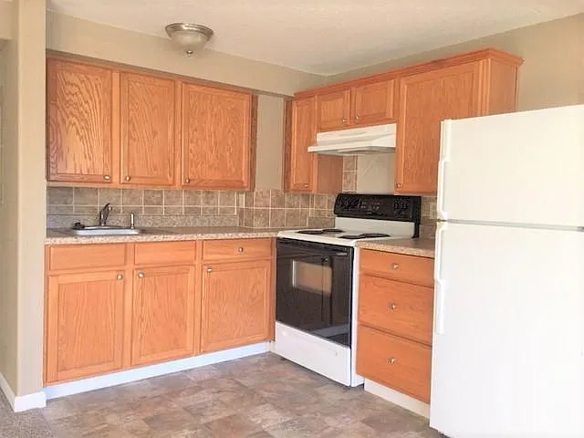 125 SE Bay Street #1, Depoe Bay, OR 97341 — Photo 4