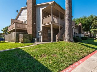 7823 Champion Pines Dr, Spring, TX 77379