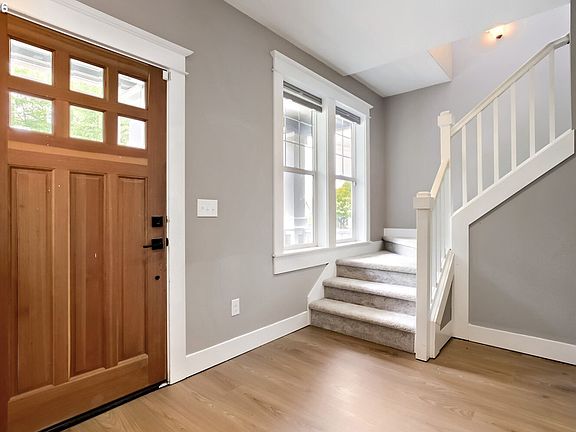 5th image of 7604 N Washburne Ave