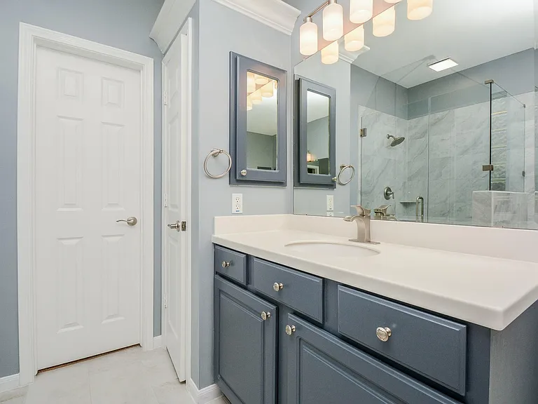 22303 Bridgehaven Dr — Photo 13