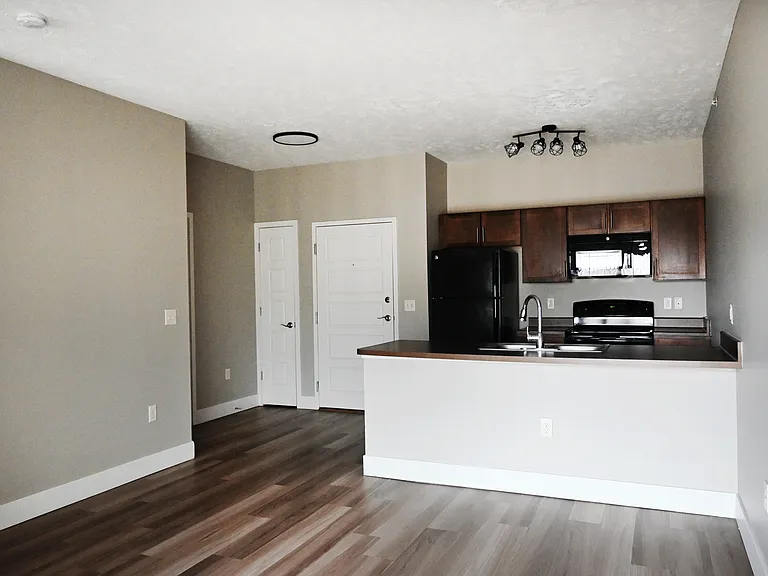 The Sterling Apartments At Kearney — Photo 33