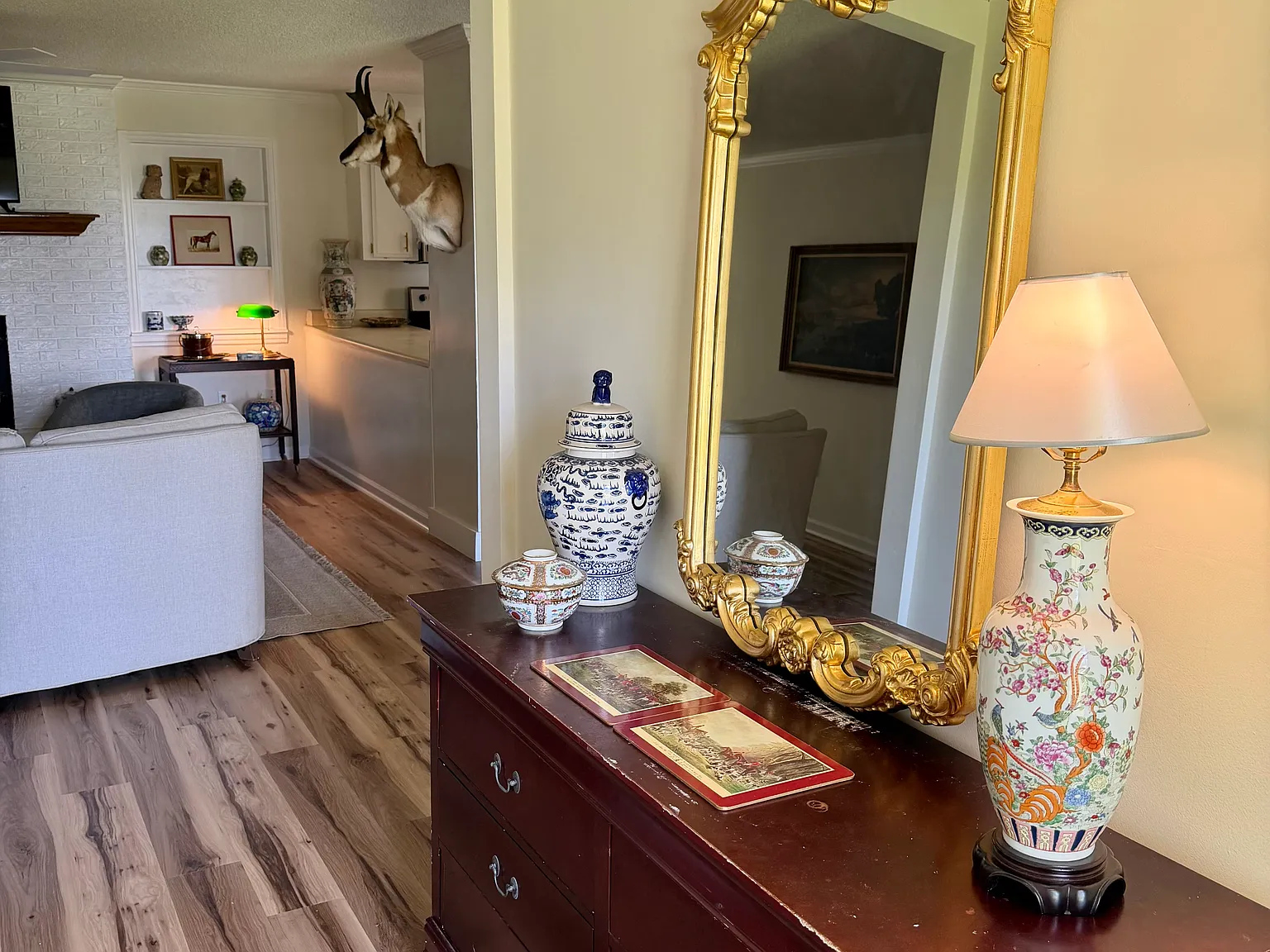 5 bed, 1796 sqft, $3,500 — Photo 3