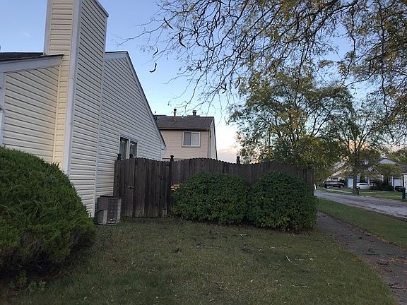 2nd image of 22453 Franklin Dr