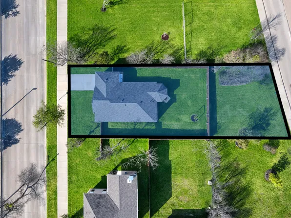 407 Peabody St, Hillsboro, TX 76645