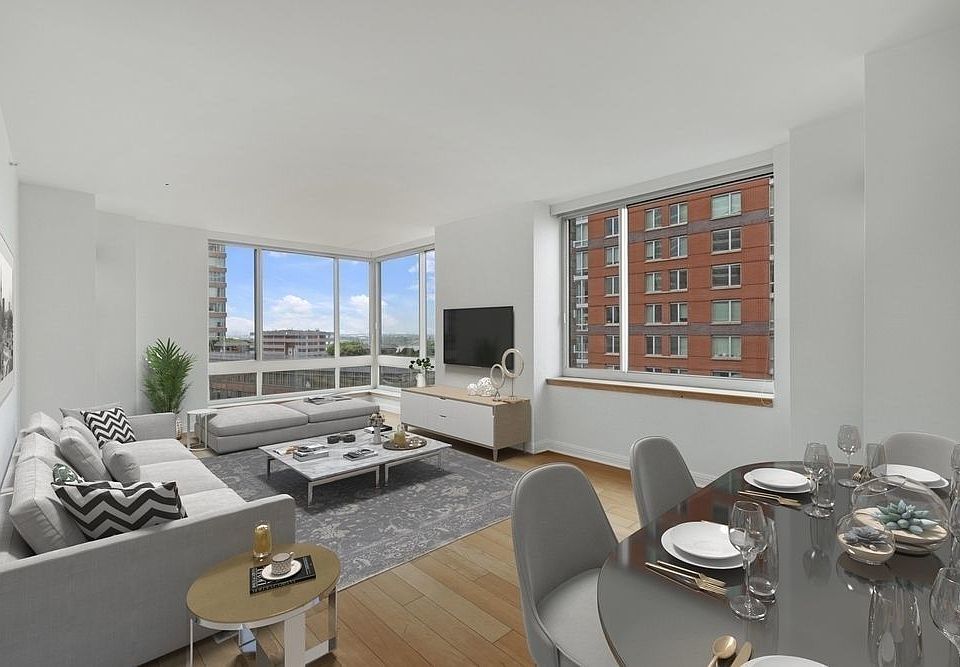 1st image of 211 N End Ave APT 18E