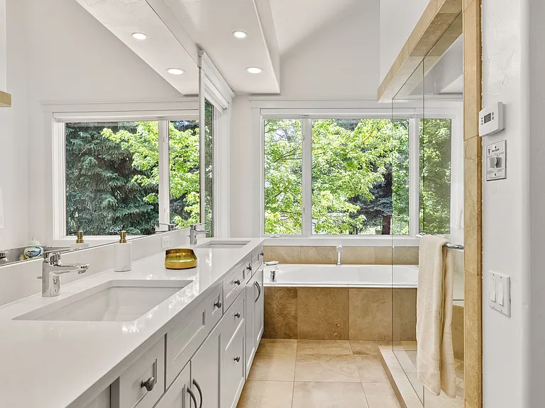 777 Castle Creek Dr — Photo 14