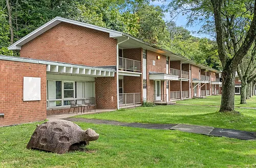 Greenwood Apartments Photo 1