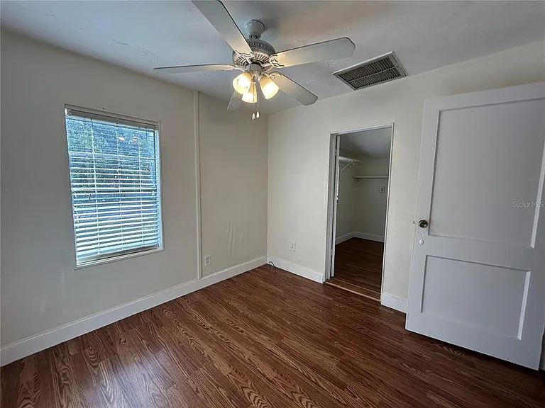 3304 NW 20th St — Photo 17