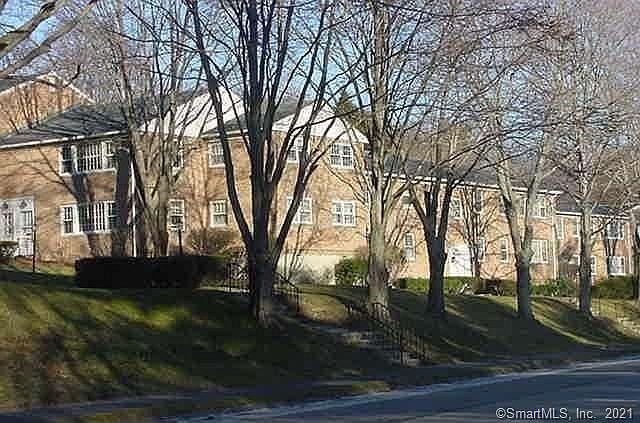 2nd image of 125 Heritage Hill Rd APT D