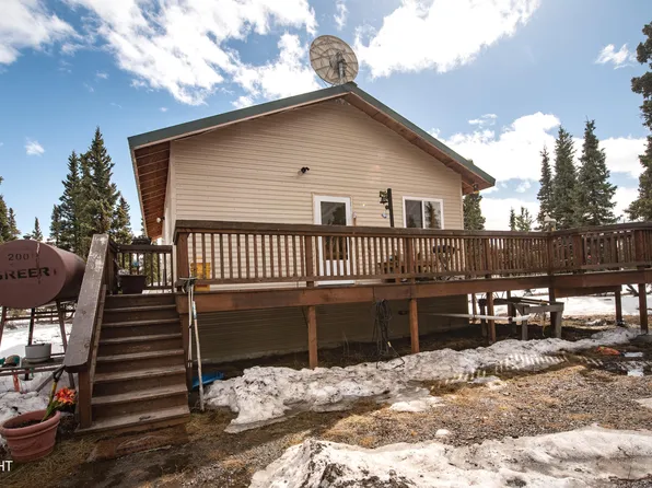 610 Hickory Rd, Denali National Park, AK 99755