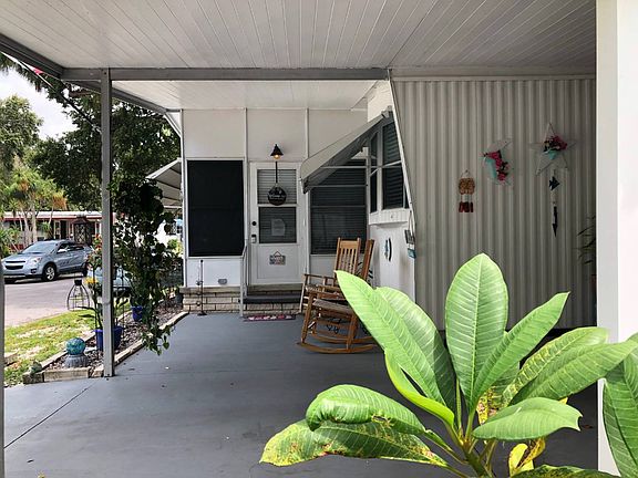 4th image of 7001 142nd Ave N #297