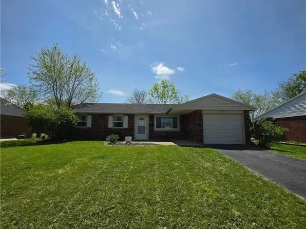 2201 Nebraska Dr, Xenia, OH 45385