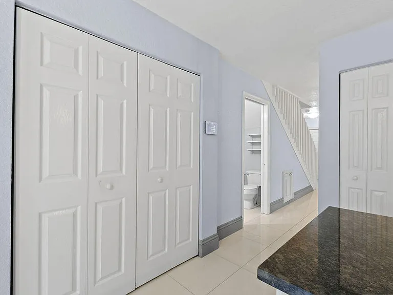 952 Summit Lake Dr — Photo 15