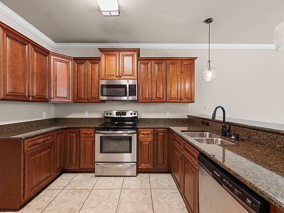 5th image of 1750 Sound Haven Ct