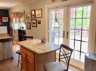 472 Miller Place Rd, Miller Place, NY 11764