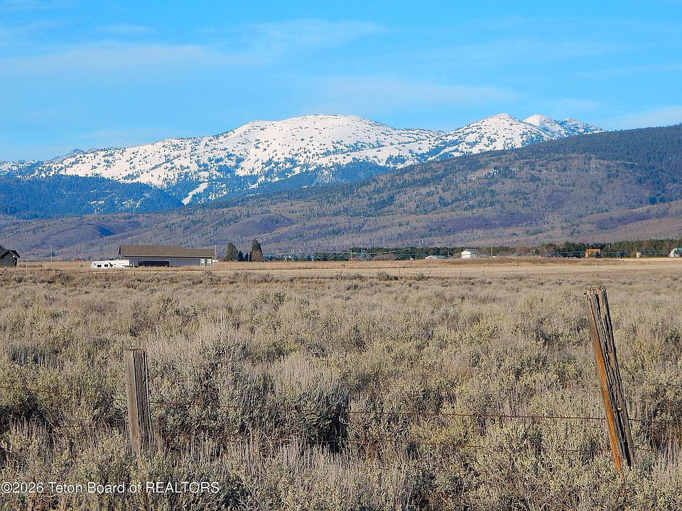 1st image of 2657 Rendezvous Dr