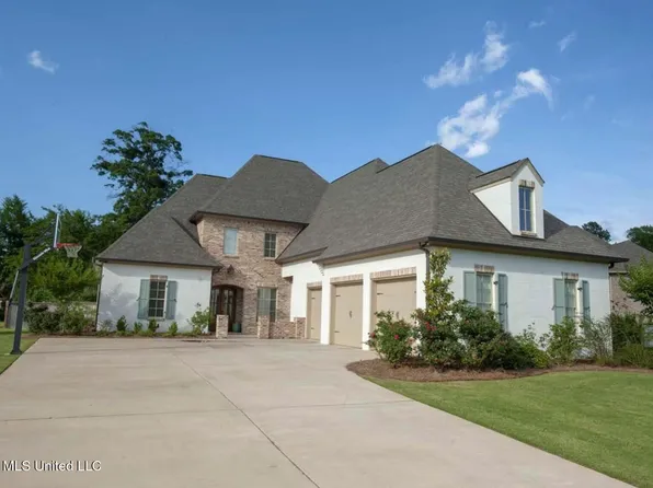 100 Brittany Ct, Madison, MS 39110