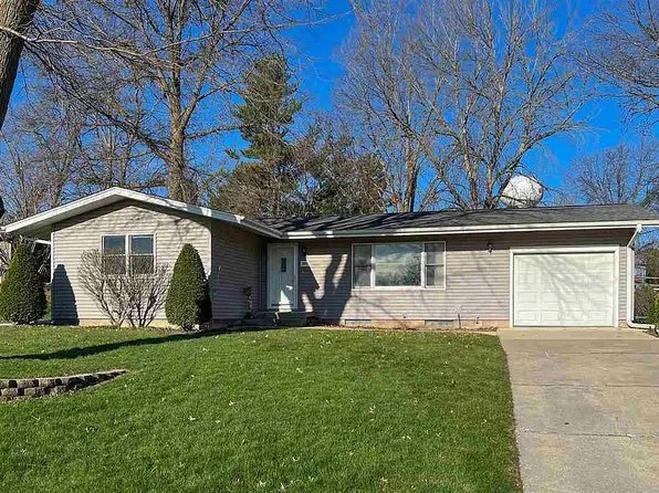 804 Long St, Williamsburg, IA 52361