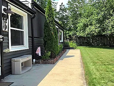 4 bed, 2600 sqft, $2,750 — Photo 3