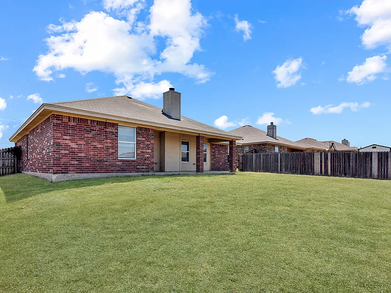 3605 Salt Fork Dr — Photo 17