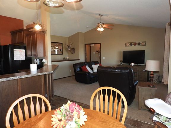 4th image of 703 S Cherrywood Cir