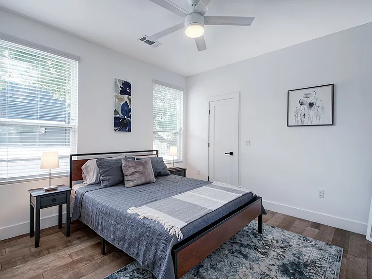 413 W Odell St #1 — Photo 31