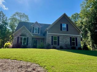 14 Creekview Dr, Forsyth, GA 31029