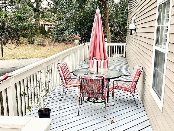 5th image of 717 Bienville Blvd APT B1
