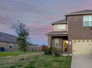 824 Cayotillo St, Lancaster, TX 75146