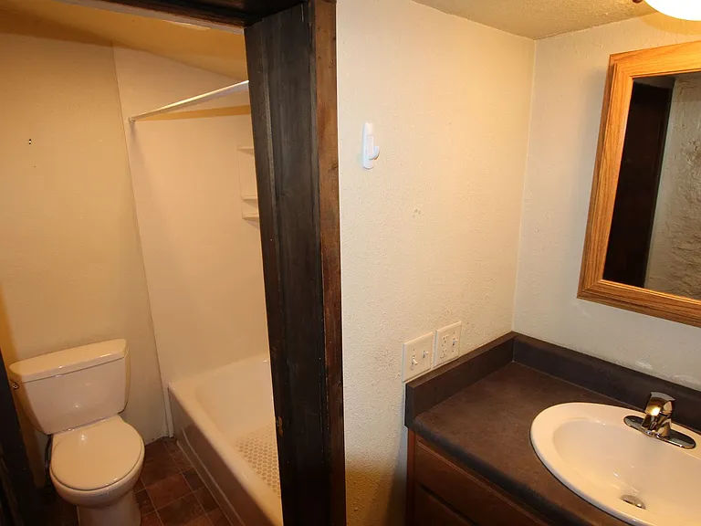 416 S Verde St — Photo 13