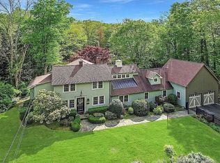 482 Woodbine Rd, Stamford, CT 06903