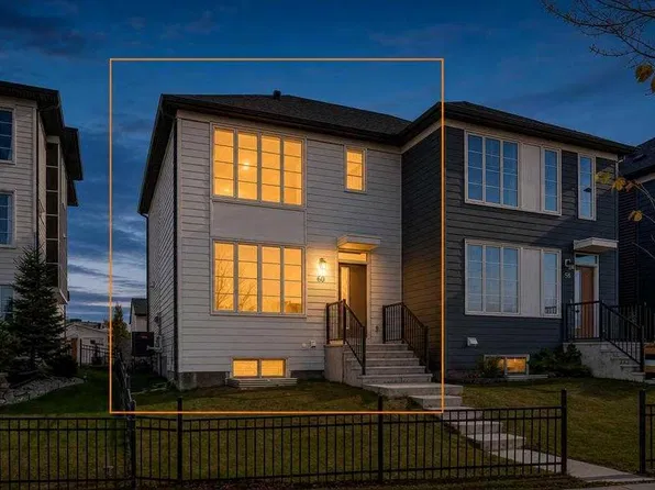 60 SW Walcrest Gate SE, Calgary, AB T2X 4G2
