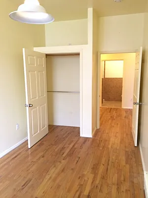 Rented by Grand & Co. | media 7