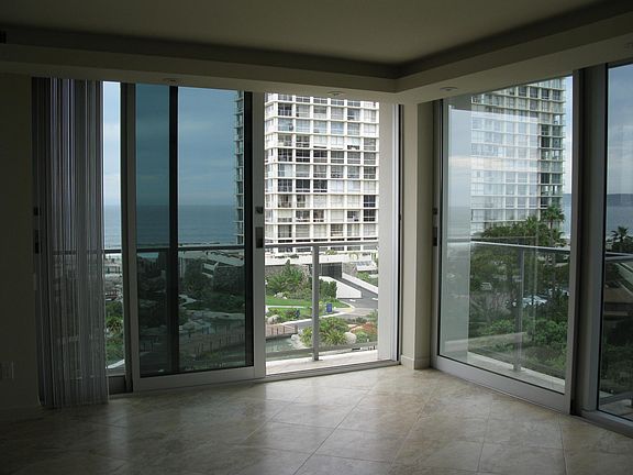 3rd image of 1770 Avenida Del Mundo Unit 409