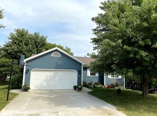 404 W Skene St, Westmoreland, KS 66549