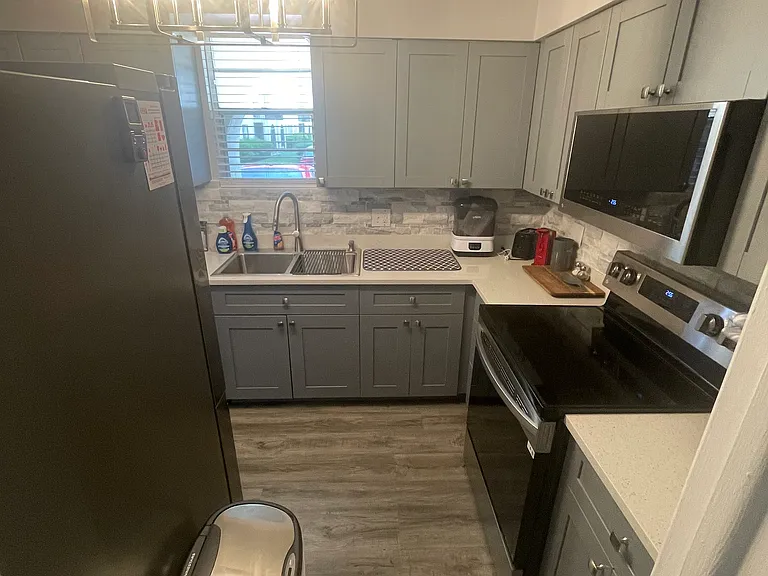 1644 El Camino Rd #3 — Photo 48