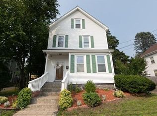 19 Cleveland St, Hyde Park, MA 02136